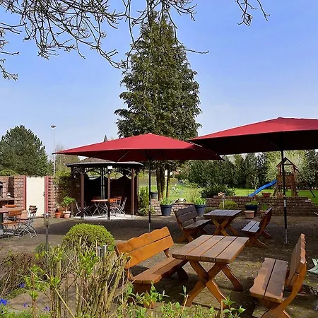 Hotel Cafe Und Zum Gruenen Baum