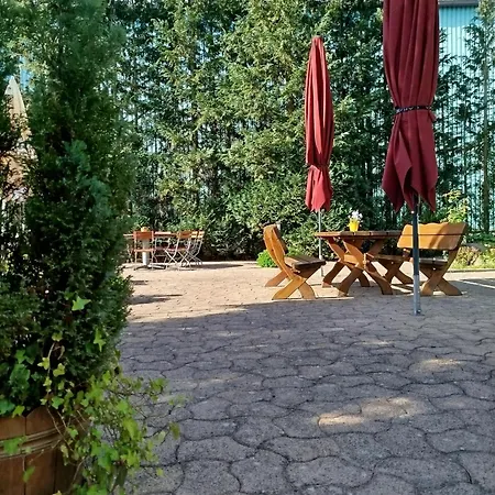 Hotel Cafe Und Zum Gruenen Baum Sonneberg